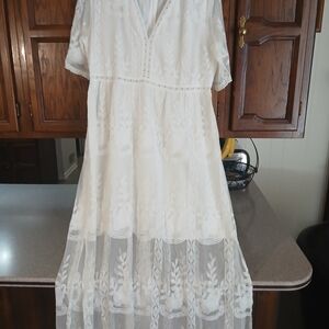 Elegant White Lace Dress